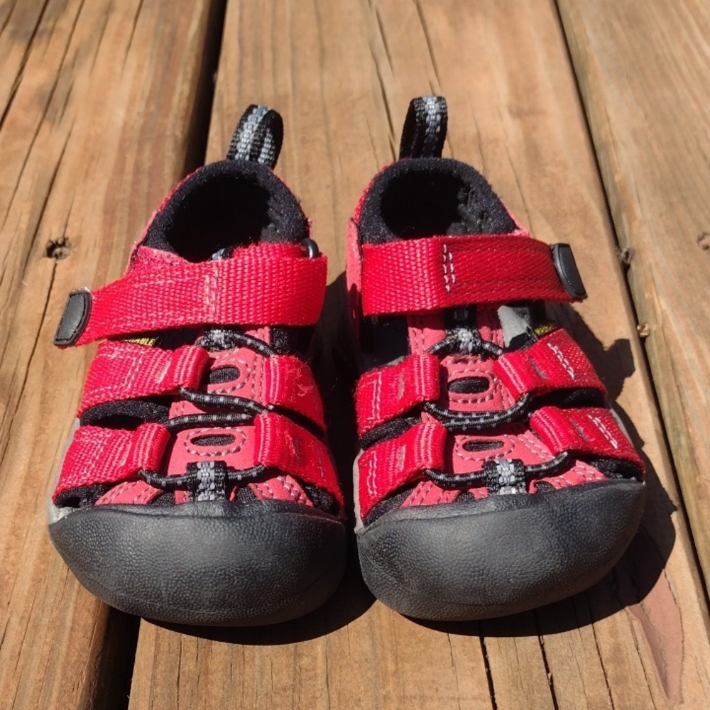 Keen Red Newport H2 Sandals Size 4 Toddler